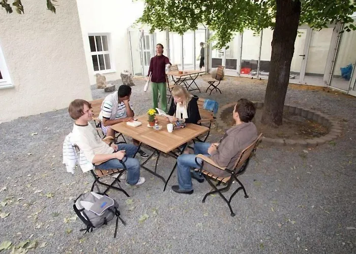 Pathpoint Cologne - Backpacker Hostel